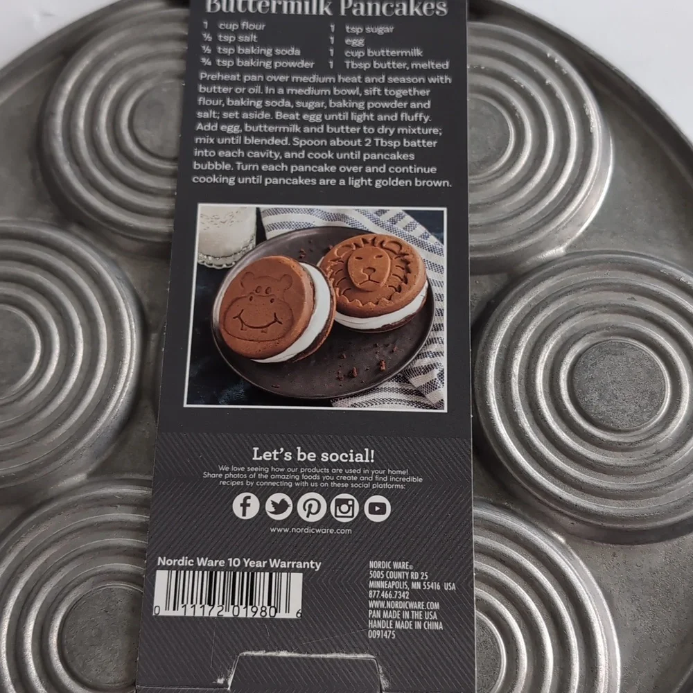 Nordic Ware Zoo Friends Pancake Pan New